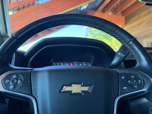 Used 2018 Chevrolet Silverado 2500 4x4 Crew Cab LT image 15