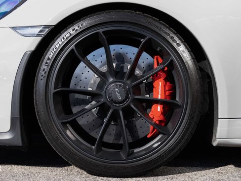 Used 2018 Porsche 911 GT3 image 15