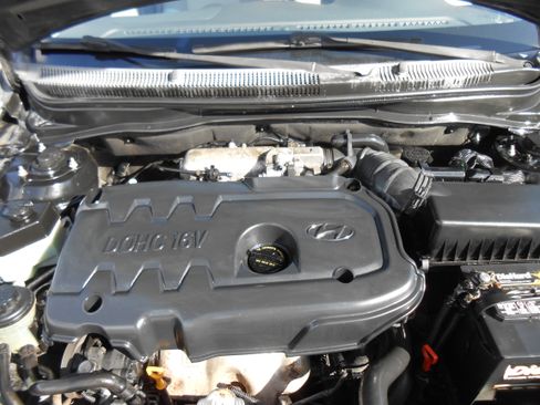 Used 2008 Hyundai Accent GL image 13