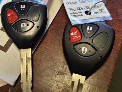 Used 2012 Toyota RAV4 XSE image 11