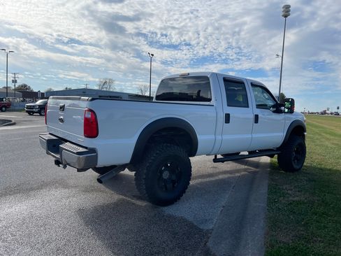 Used 2014 Ford F250 XLT image 4