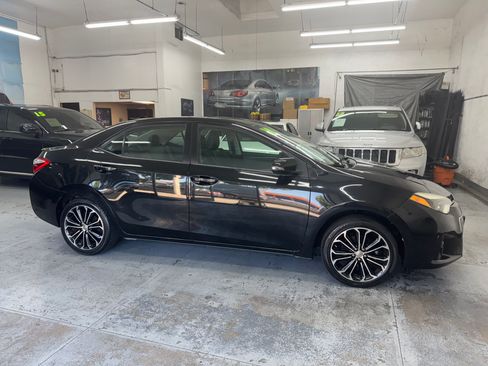 Used 2014 Toyota Corolla S Plus image 5