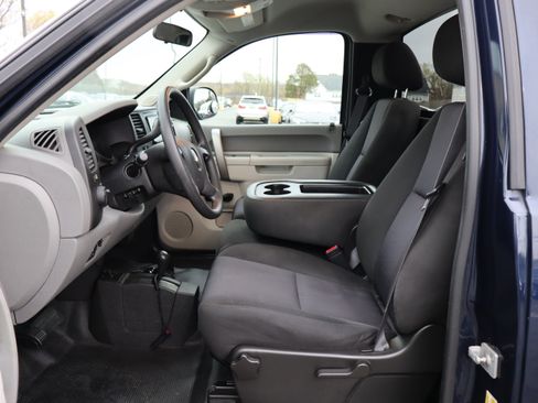 Used 2011 Chevrolet Silverado 1500 Classic W/T image 13
