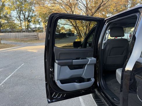 Used 2025 Ford F150 XLT image 9