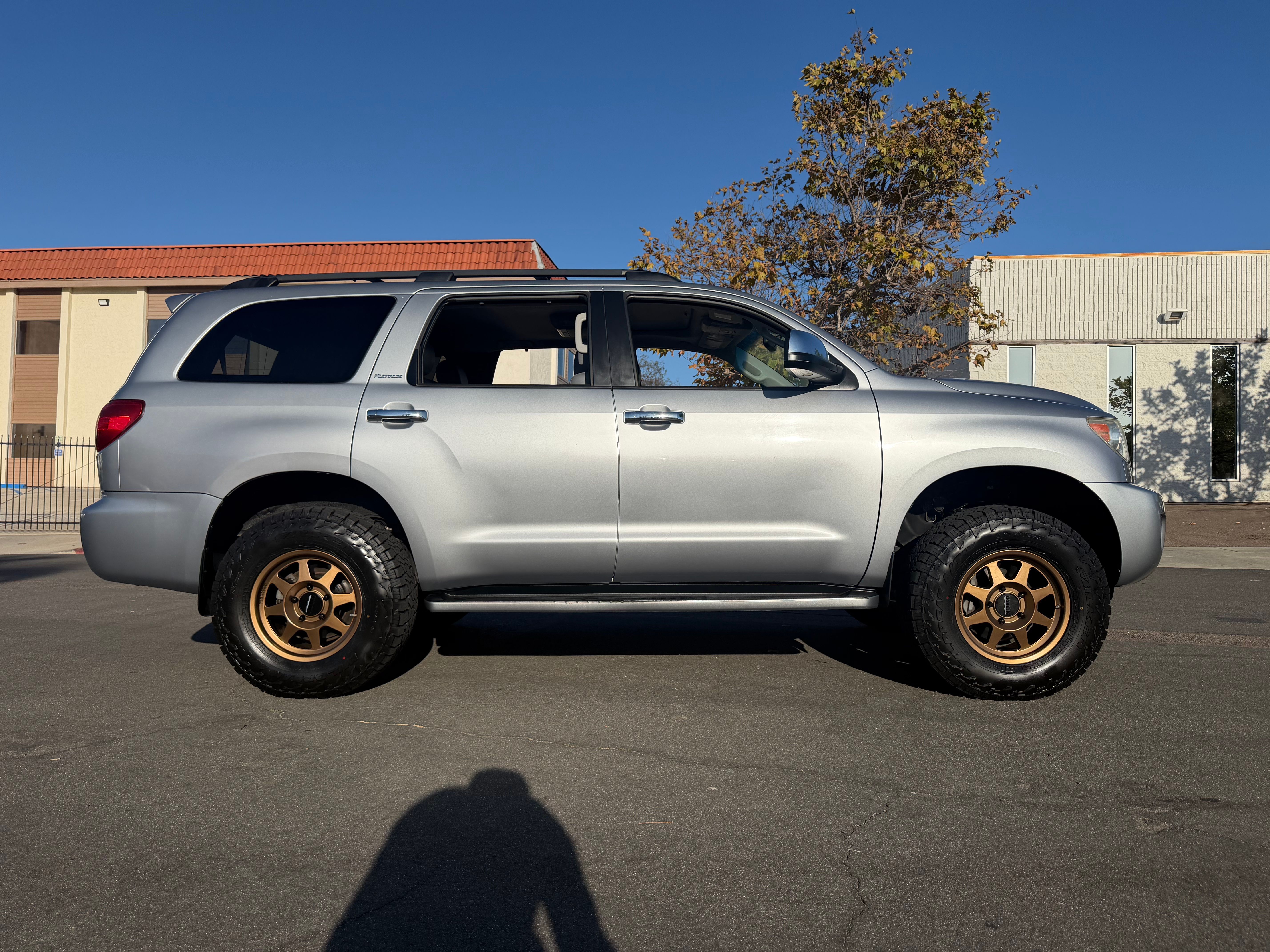 Used 2015 Toyota Sequoia Platinum AWD/4WD image 17