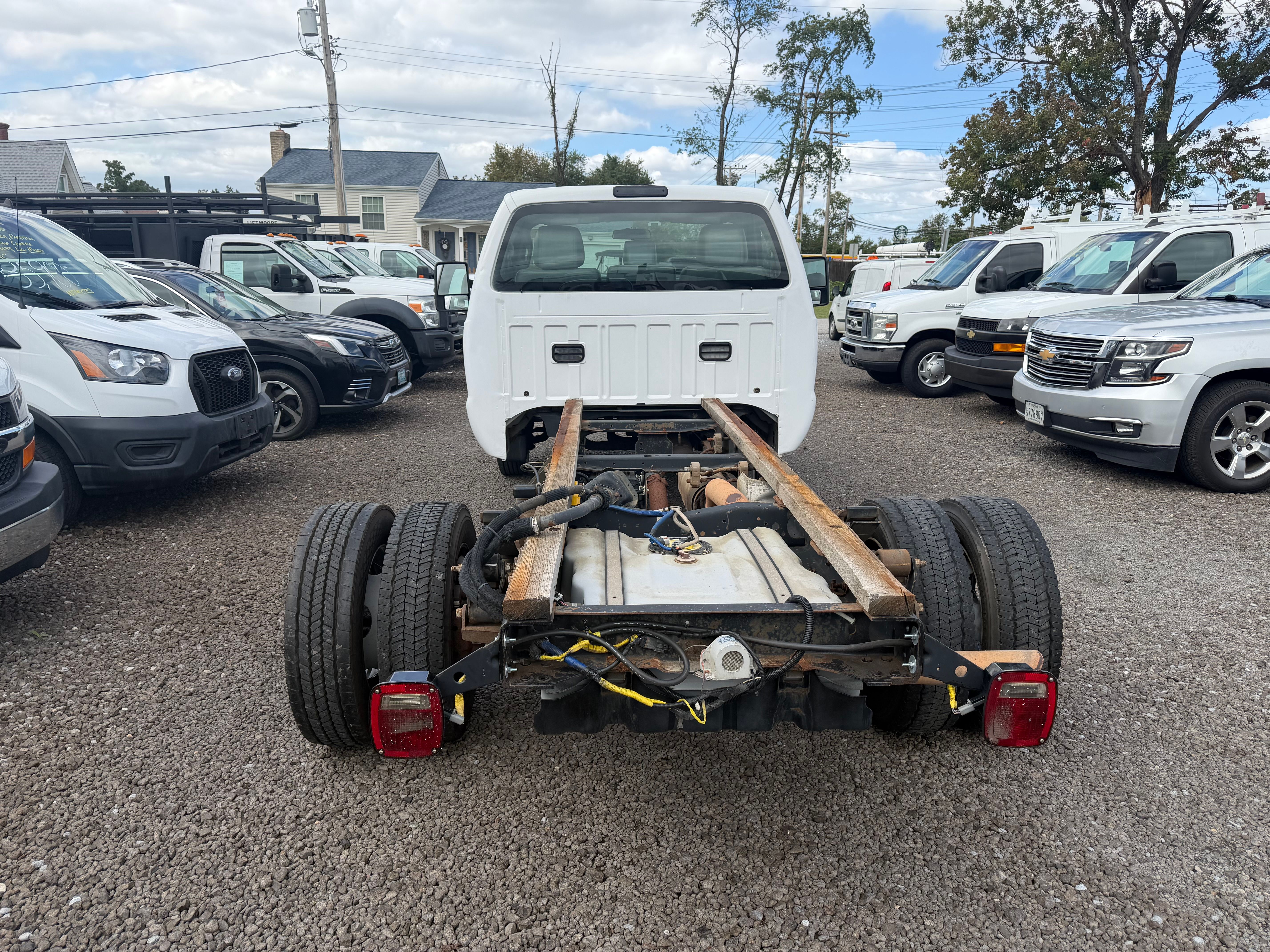 Used 2016 Ford F550 2WD Regular Cab Super Duty image 4