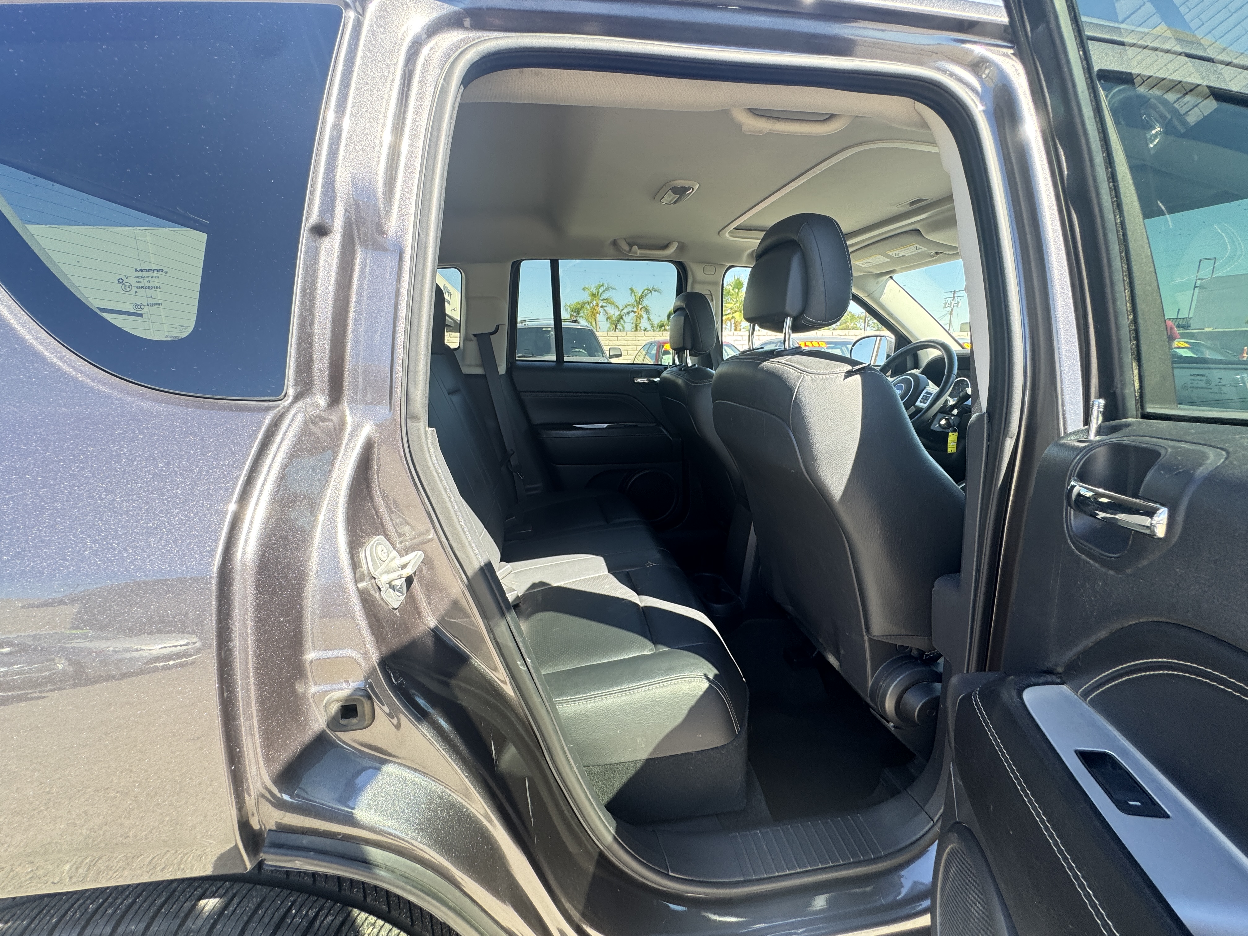 Used 2016 Jeep Compass High Altitude FWD image 18