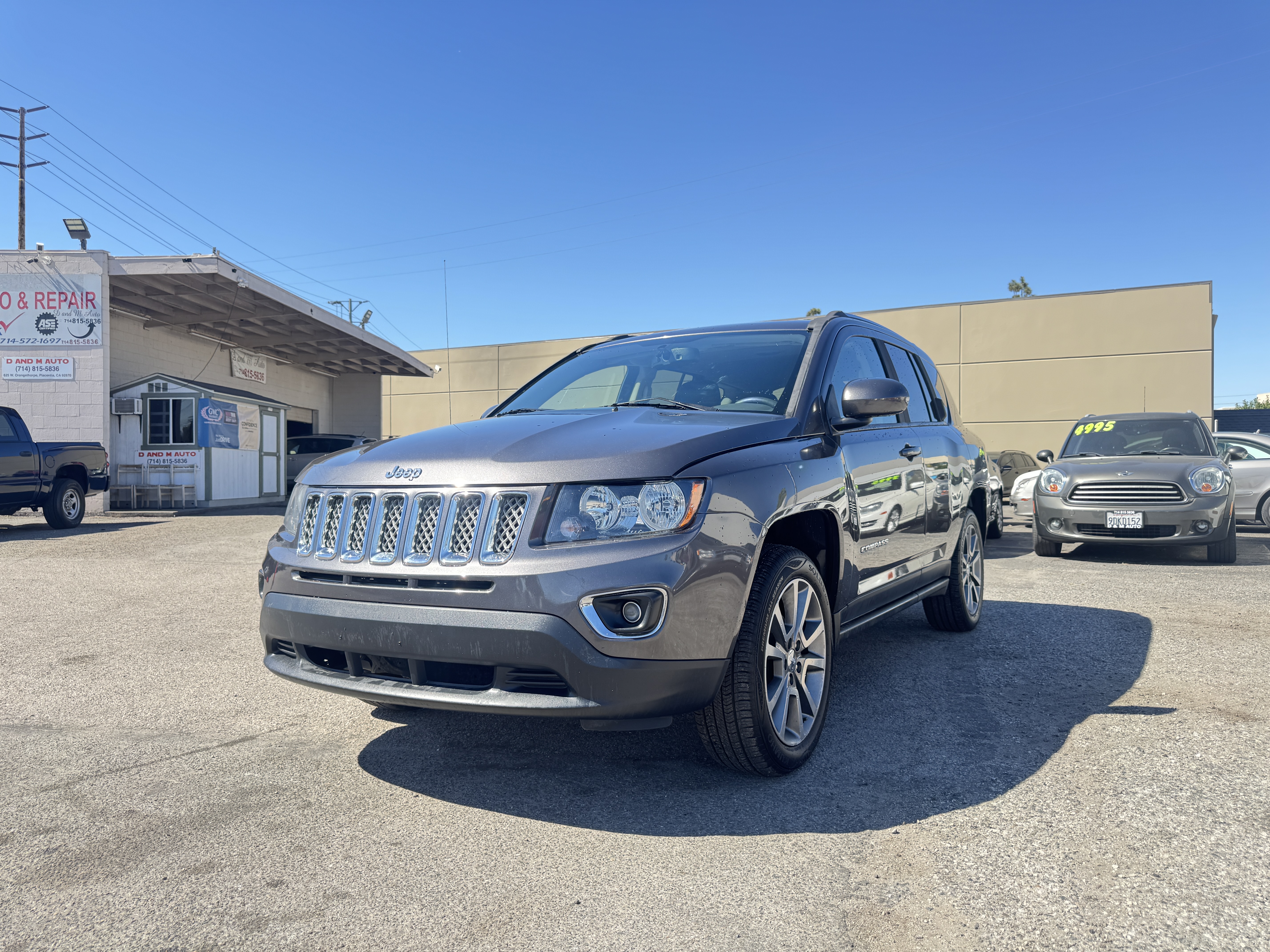 Used 2016 Jeep Compass High Altitude FWD image 2