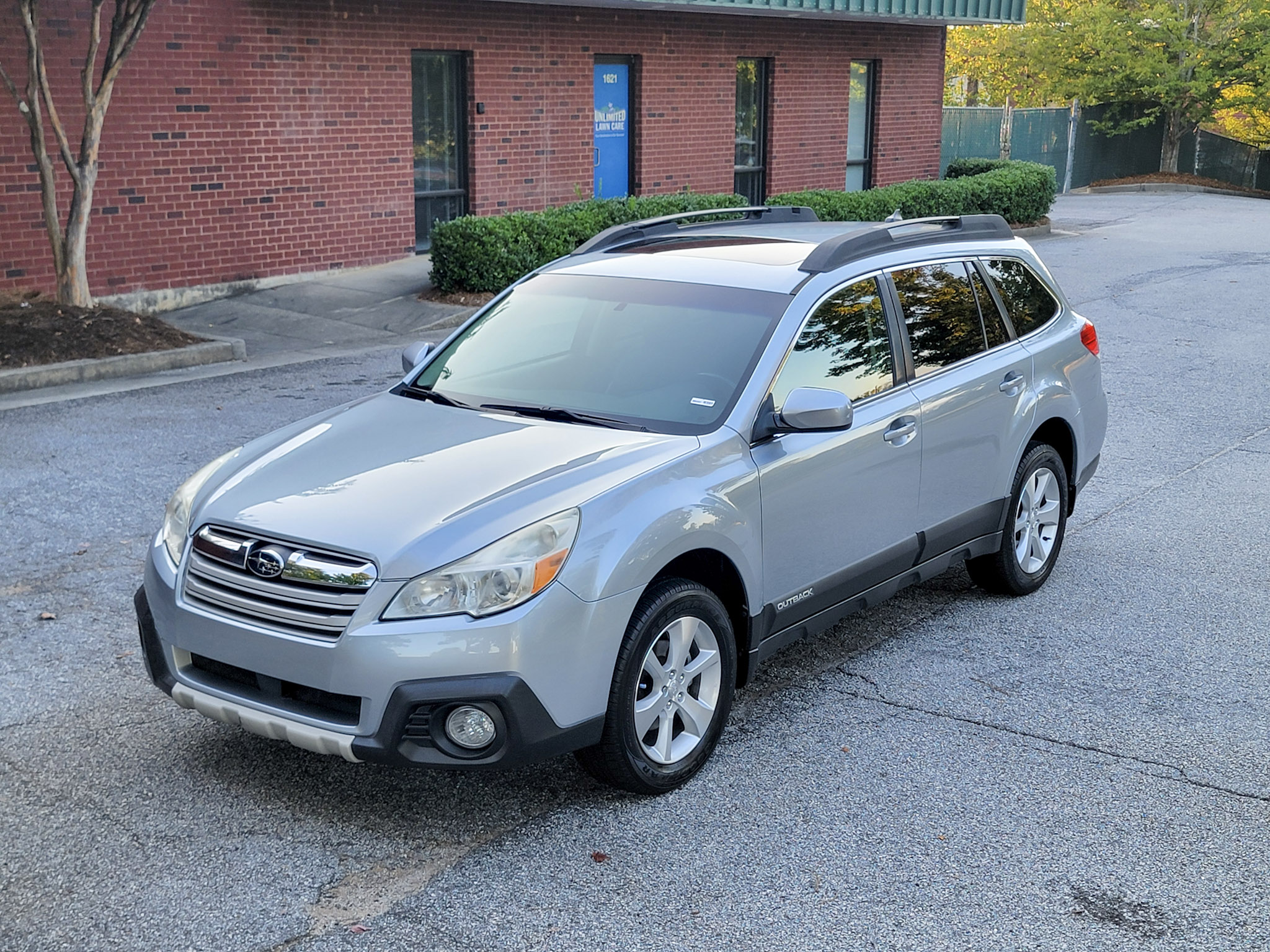 Used 2013 Subaru Outback 2.5i Limited AWD/4WD image 33