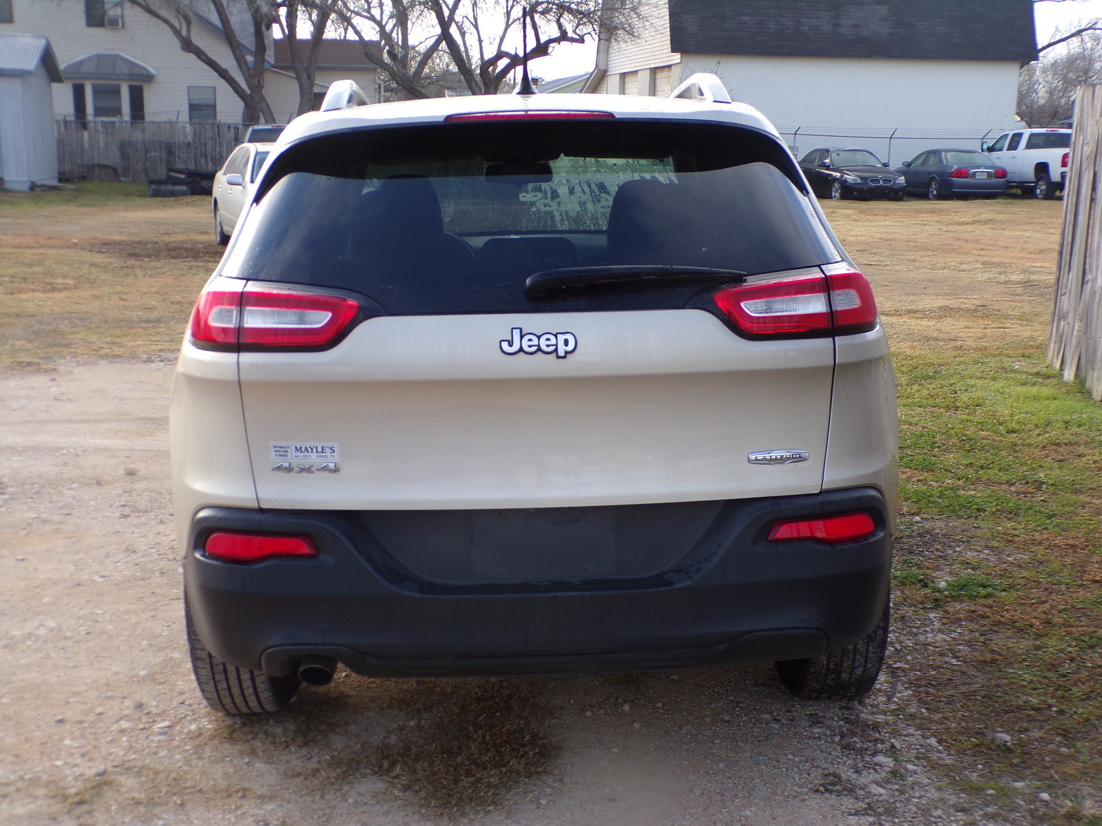 Used 2014 Jeep Cherokee Latitude AWD/4WD image 4