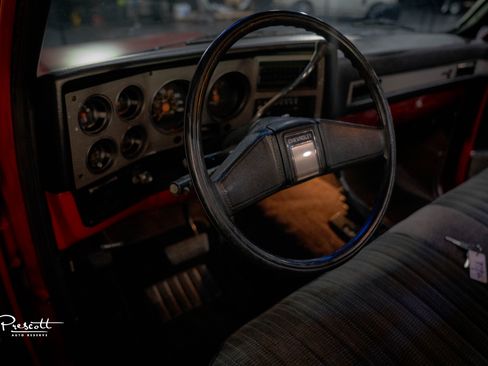 Used 1986 Chevrolet C/K Truck 1500 image 30