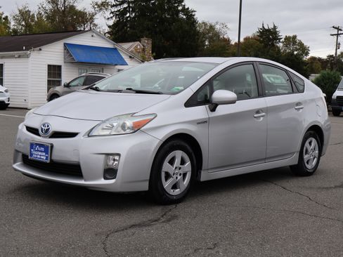 Used 2011 Toyota Prius Three image 4