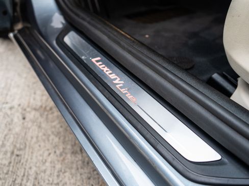 Used 2017 BMW 530i image 47