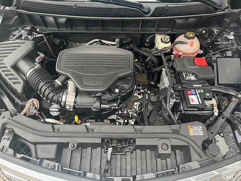 Used 2017 Cadillac XT5 Premium Luxury image 41