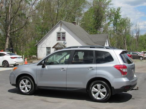 Used 2014 Subaru Forester 2.5i Touring AWD/4WD image 4