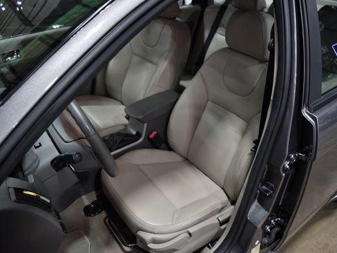 Used 2009 Ford Focus SEL Sedan FWD image 19