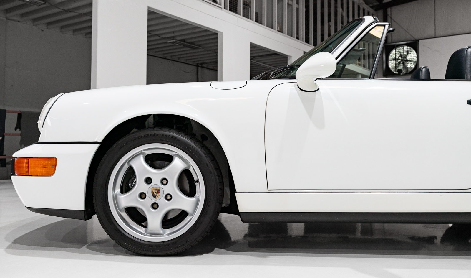 Used 1993 Porsche 911 Carrera Cabriolet RWD image 12