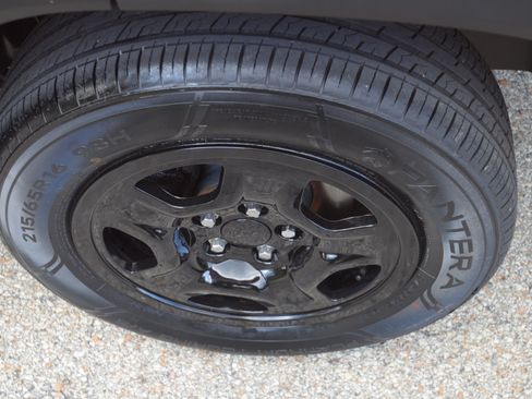 Used 2019 Jeep Renegade 4WD Sport image 22