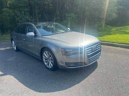 Used 2012 Audi A8 L 4.2 image 44