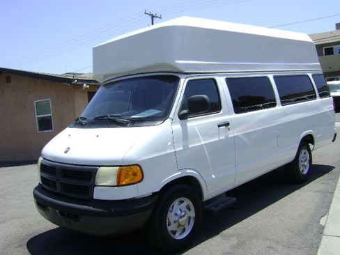 Used 2000 Dodge B3500 UNAVAIL RWD image 4