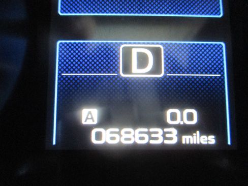 Used 2017 Subaru Outback 2.5i Limited AWD/4WD image 9