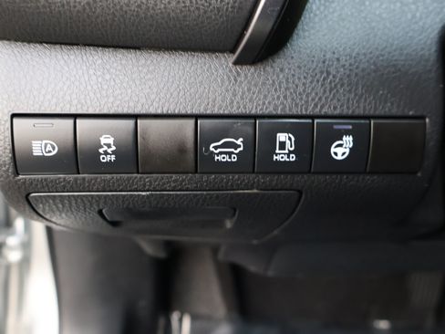 Used 2023 Toyota Camry XLE image 21