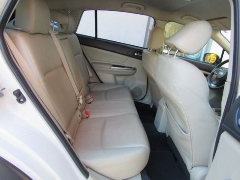 Used 2015 Subaru XV Crosstrek 2.0i Limited image 21