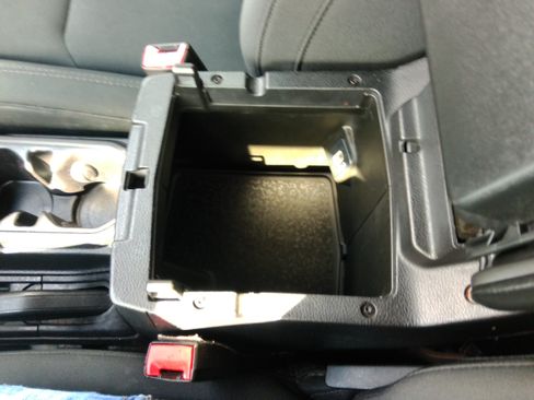 Used 2018 Jeep Wrangler Unlimited Sport image 65