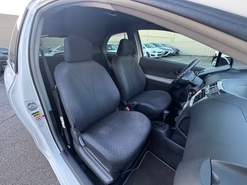 Used 2009 Toyota Yaris image 16