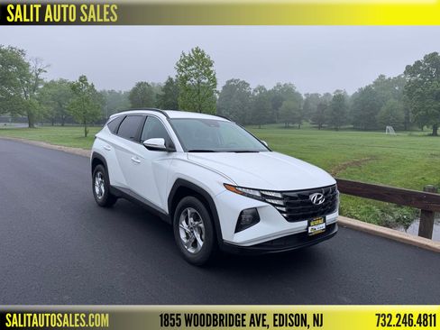 Used 2022 Hyundai Tucson SEL image 1