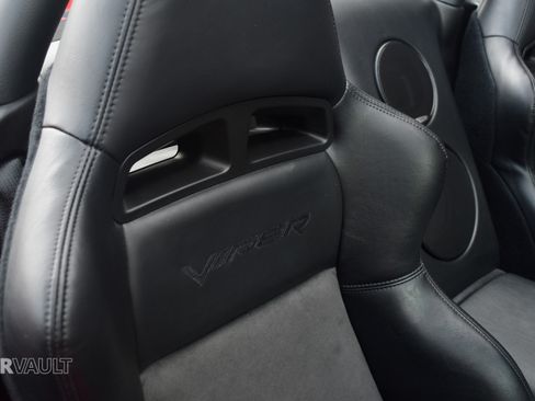 Used 2006 Dodge Viper SRT-10 image 26