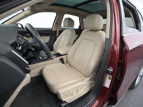 Used 2018 Audi Q5 Prestige image 38