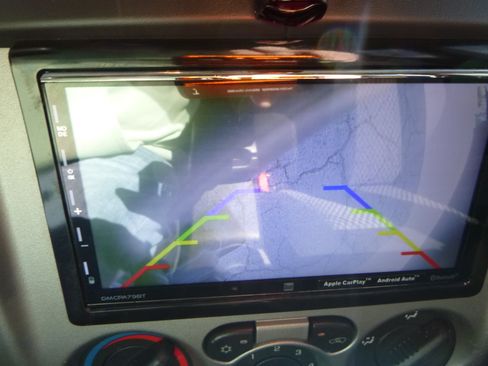 Used 2007 GMC Canyon SLE image 22