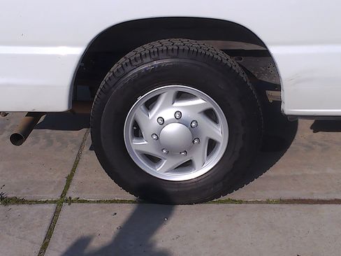 Used 2012 Ford E-150 and Econoline 150 image 28