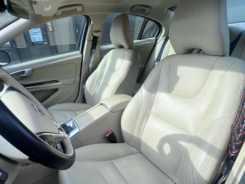 Used 2015 Volvo S60 T5 Premier image 14