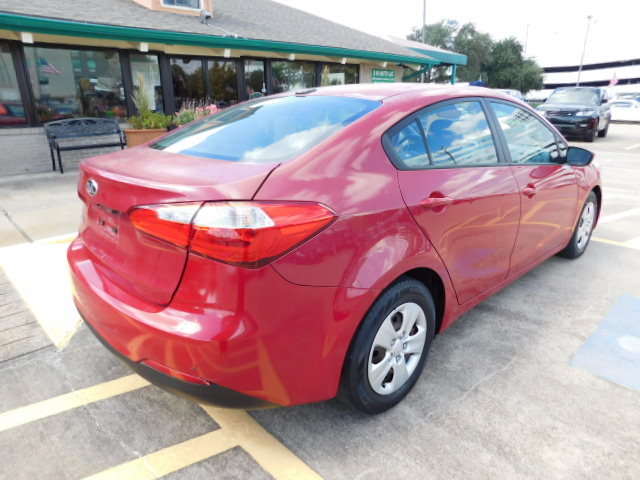 Used 2016 Kia Forte LX Sedan FWD image 8