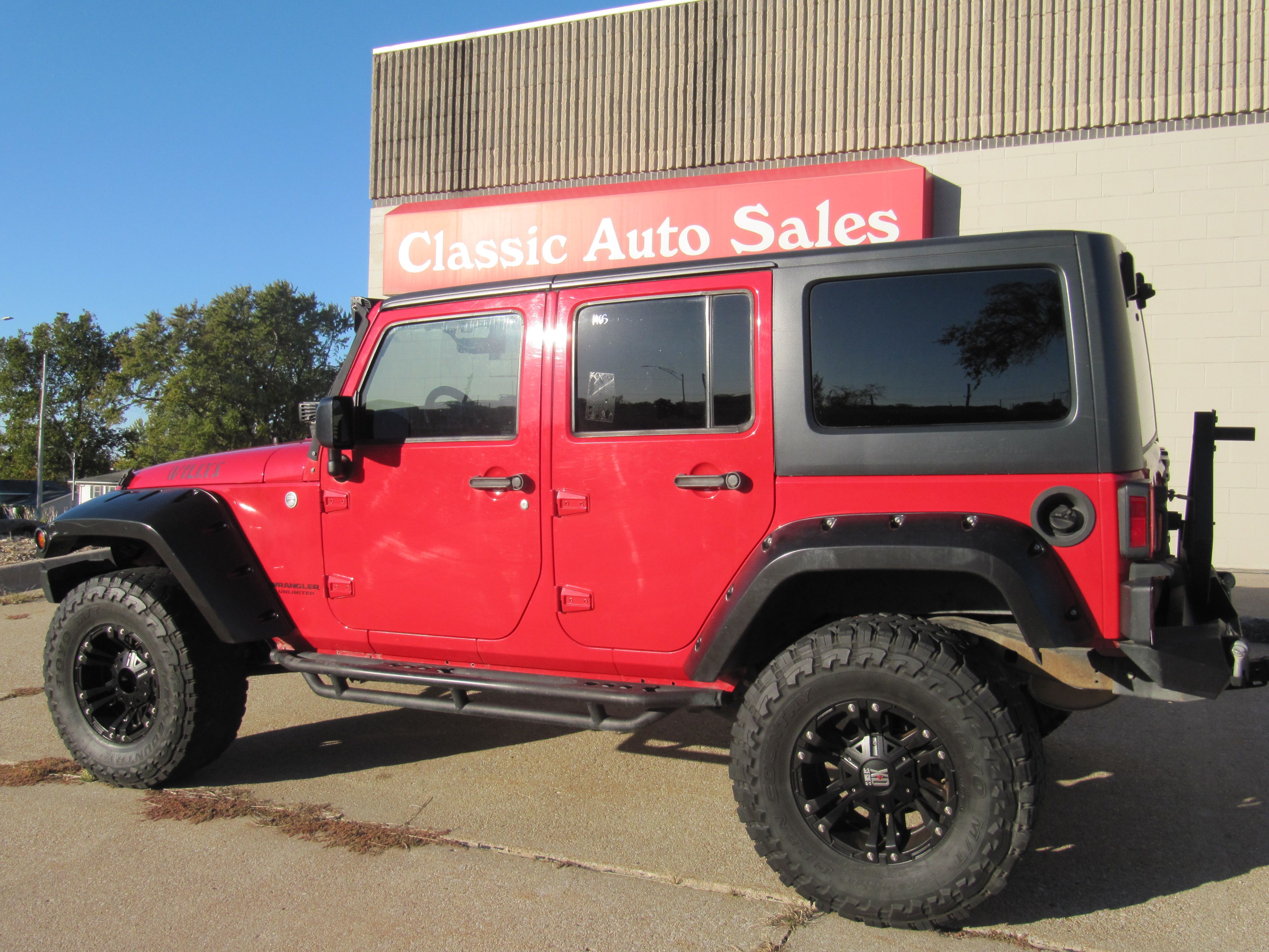 Used 2015 Jeep Wrangler Unlimited Willys Wheeler AWD/4WD image 2