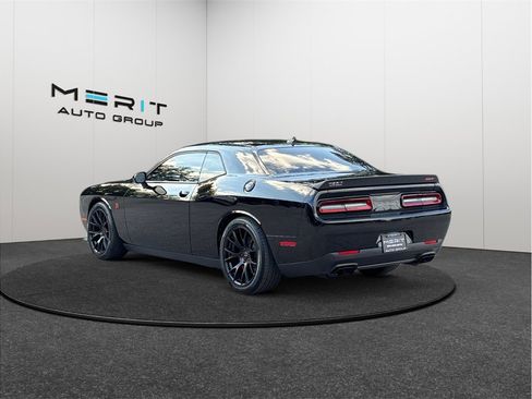 Used 2015 Dodge Challenger SRT Hellcat image 7