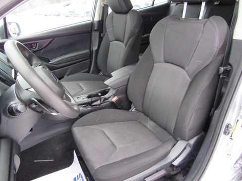 Used 2019 Subaru Impreza 2.0i Premium image 15