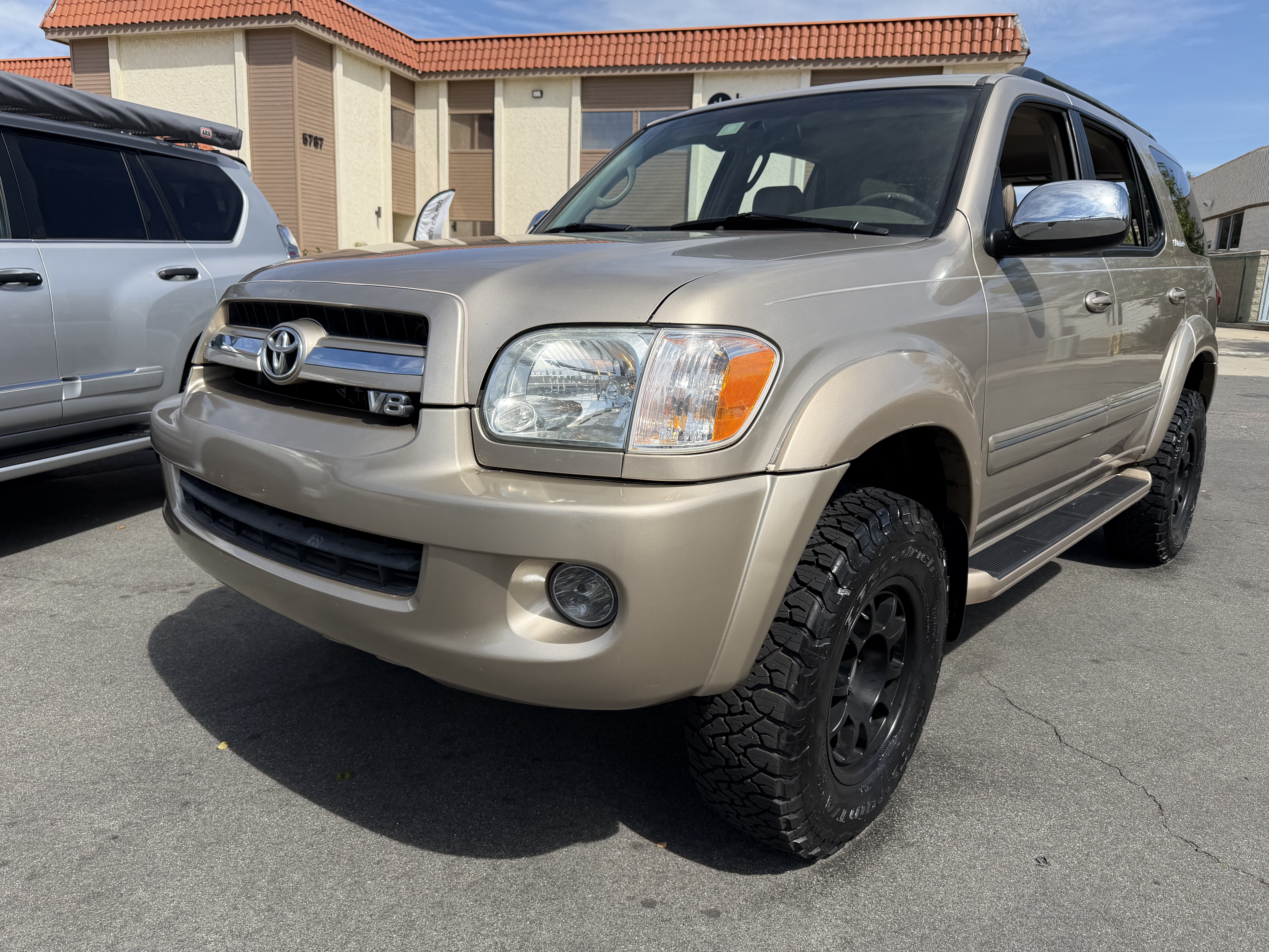 Used 2007 Toyota Sequoia Limited AWD/4WD image 4