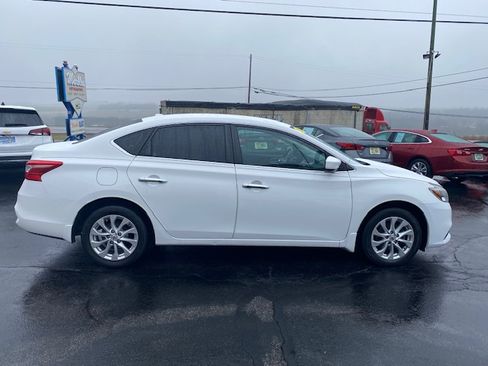 Used 2019 Nissan Sentra SV image 5