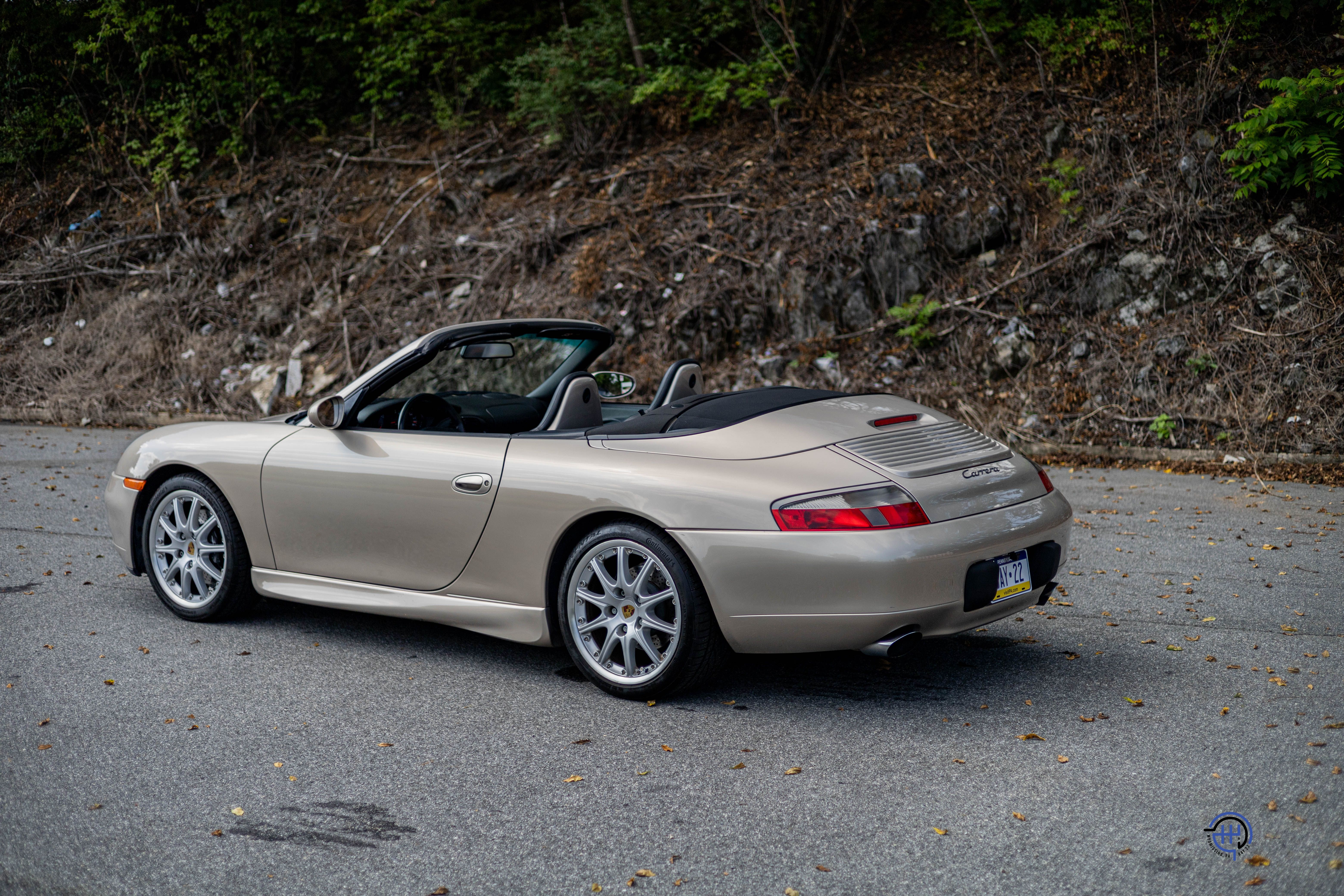 Used 2000 Porsche 911 Carrera Cabriolet RWD image 31