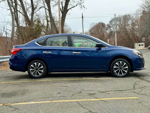 Used 2016 Nissan Sentra SV image 6
