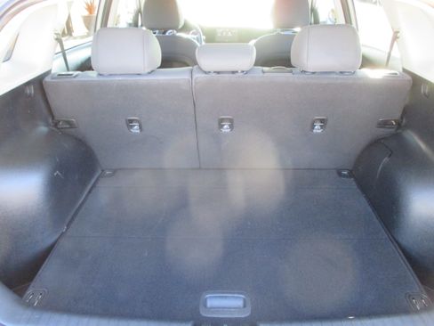 Used 2022 Kia Niro LXS image 13