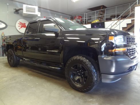 Used 2017 Chevrolet Silverado 1500 Classic LS image 1