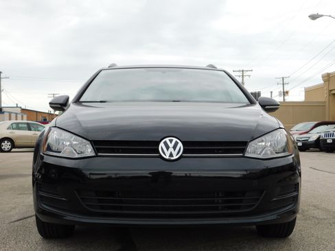 Used 2015 Volkswagen Golf SE image 9