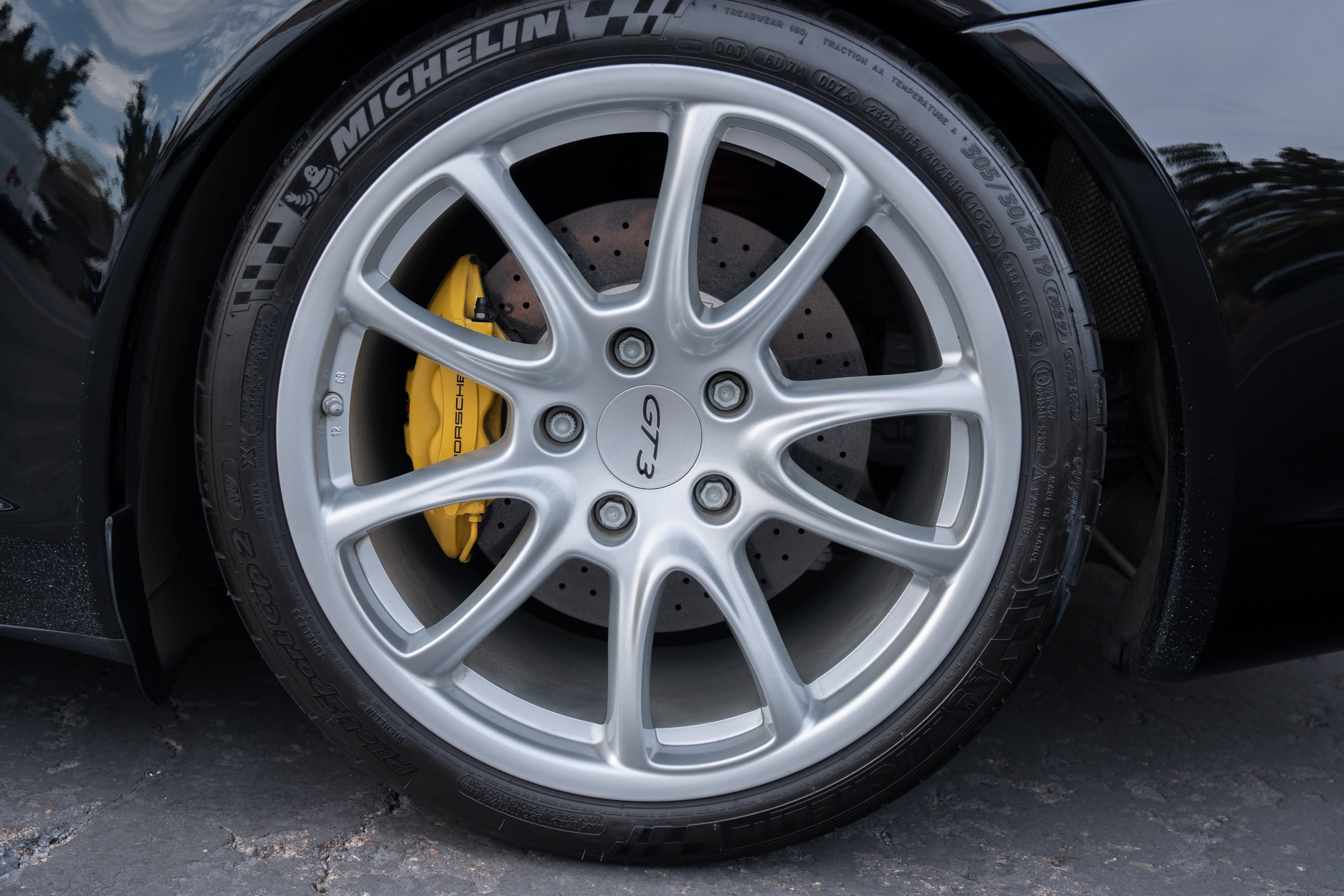 Used 2007 Porsche 911 GT3 RWD image 45