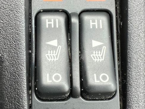 Used 2017 Subaru Impreza 2.0i Premium image 13