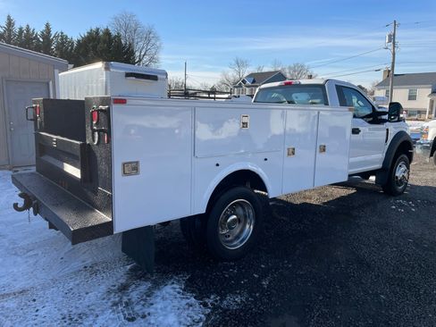 Used 2017 Ford F450 image 4