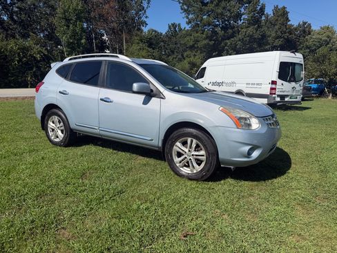 Used 2013 Nissan Rogue AWD image 5